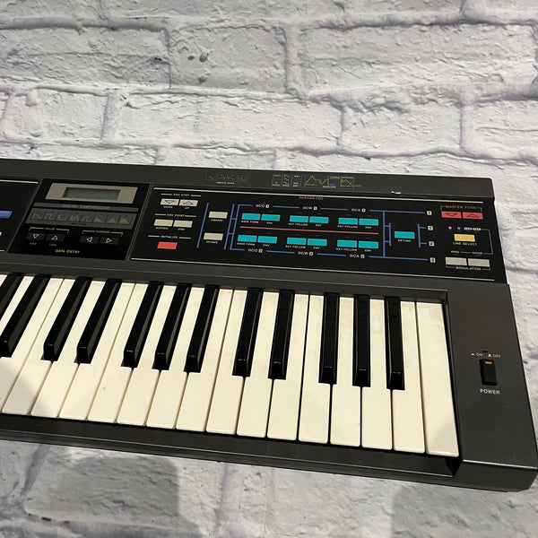 Casio CZ1000 Digital Synthesizer - Evolution Music