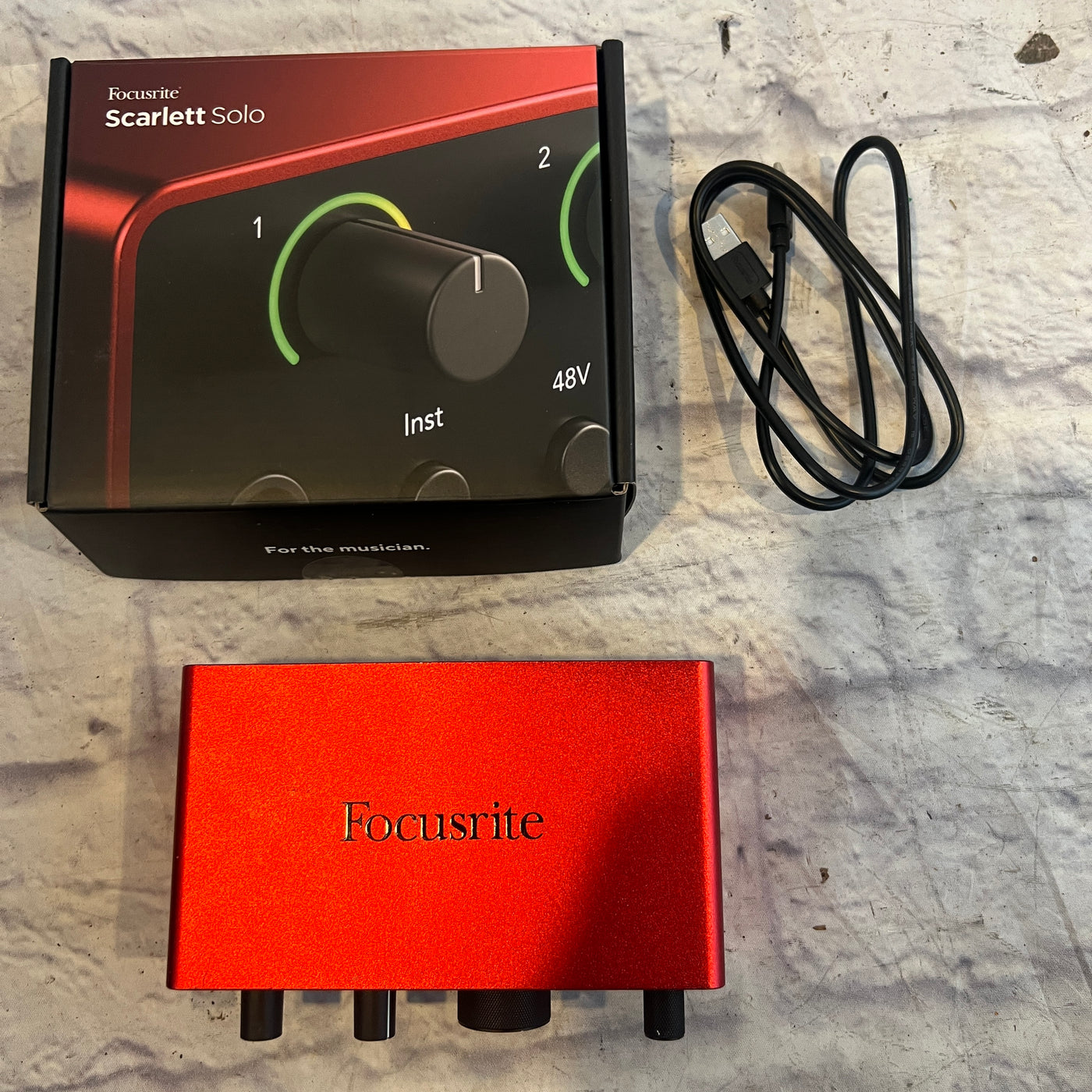 Focusrite Scarlett Studio 4th Generation interfaces