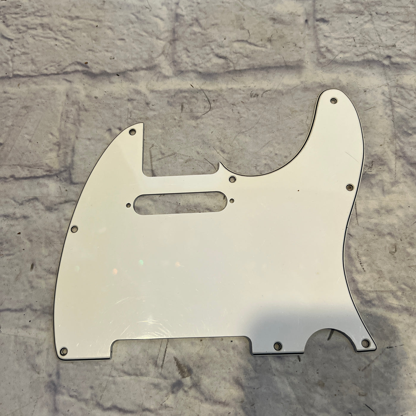 Unknown White 3-Ply Telecaster Pickguard