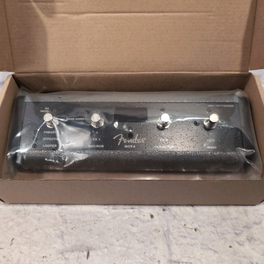 Fender 7710238000 4-Button Mustang Footswitch