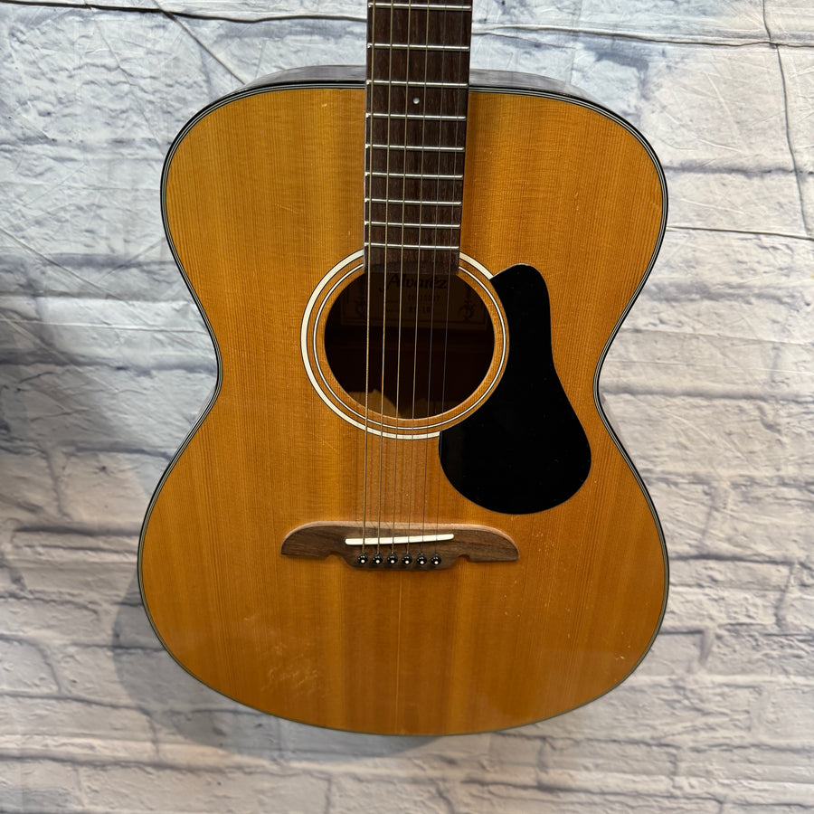 Alvarez RF-10 Dreadnaught Acoustic Guitar With Soft Case