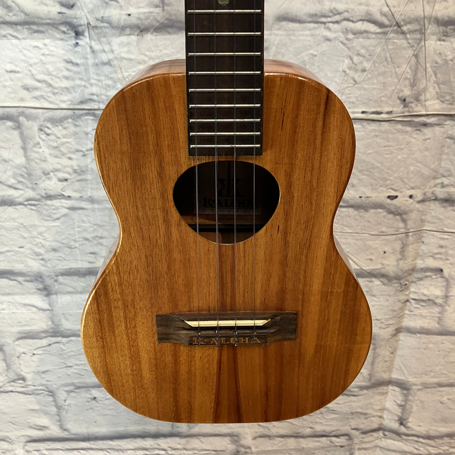 KoAloha Koa Tenor Ukulele KTM-00 w/ case
