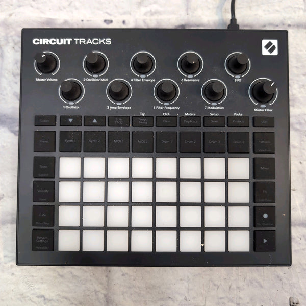 Novation Circuit Tracks Groovebox - Evolution Music
