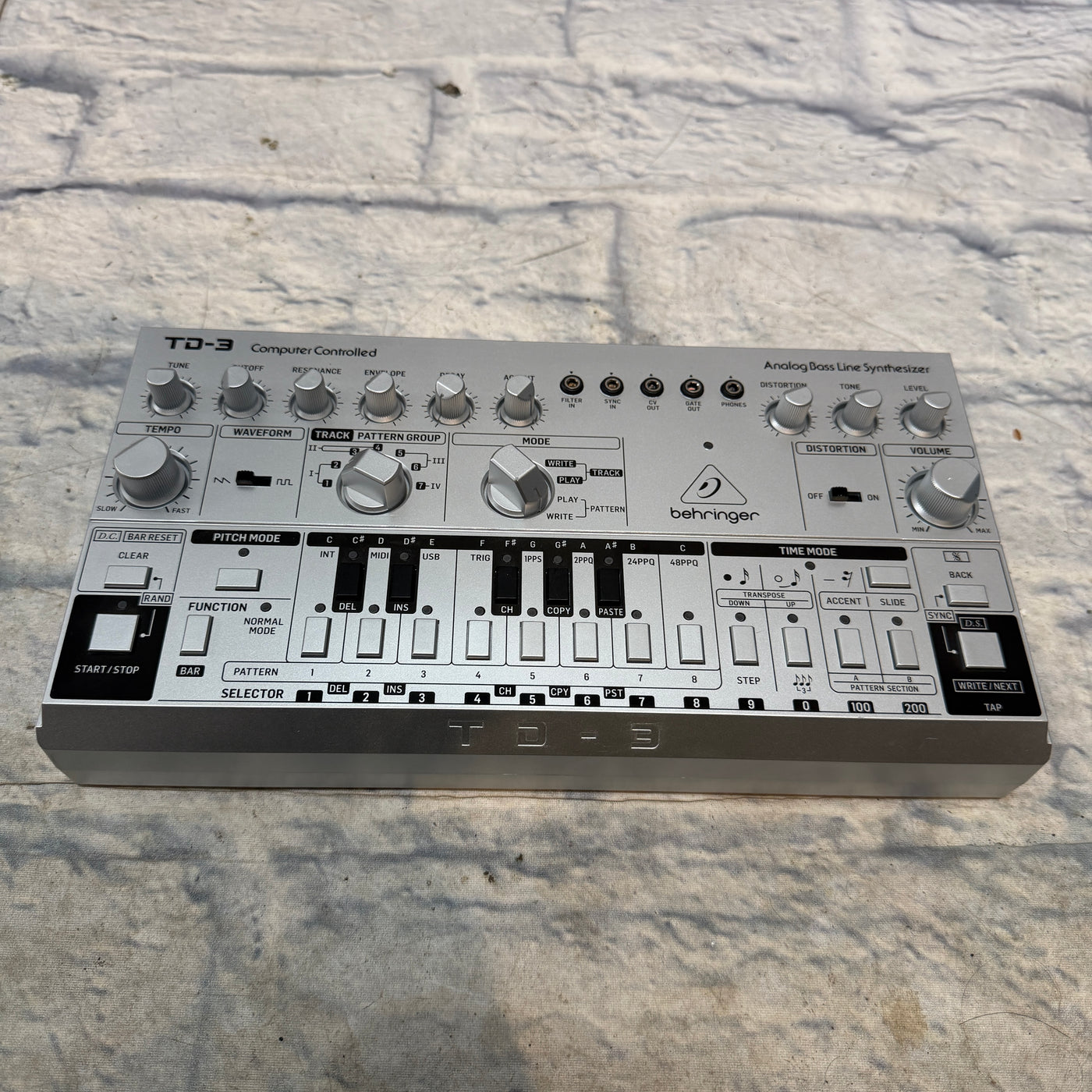 Behringer TD-3 Computer-Controlled Analog Bass Line Synth