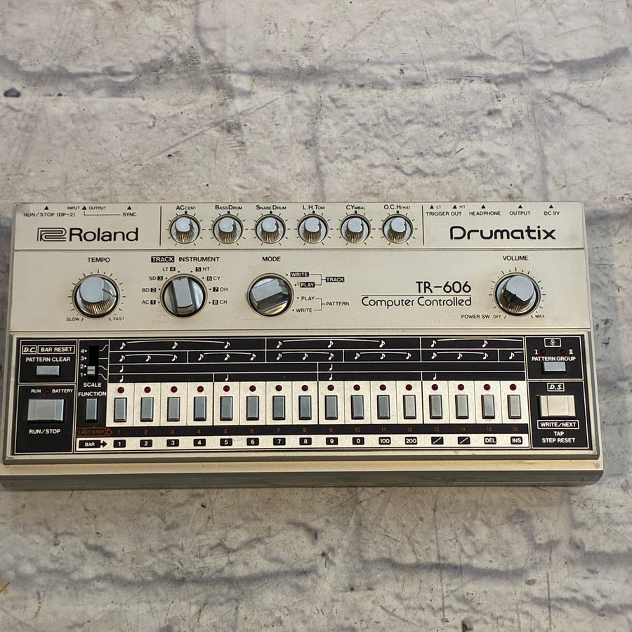 Roland Vintage 1980s TR-606 Drumatix Analog Drum Machine