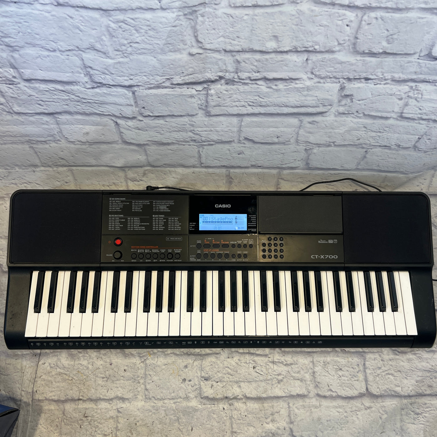 Casio CT-X700 61-Key Electronic Keyboard