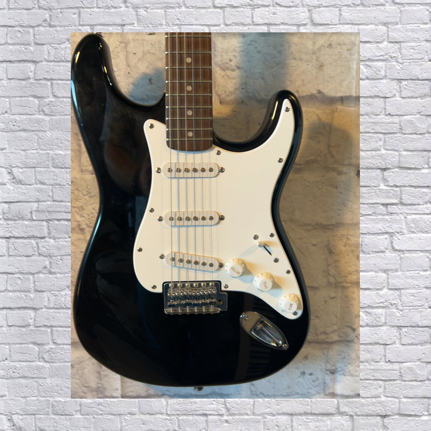 Squier Affinity Stratocaster Black Electric Guitar