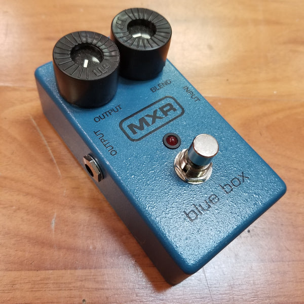 MXR Blue Box Octave Fuzz Pedal - Evolution Music