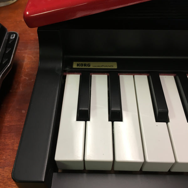 Korg microPiano - Evolution Music Korg microPiano - Evolution Music