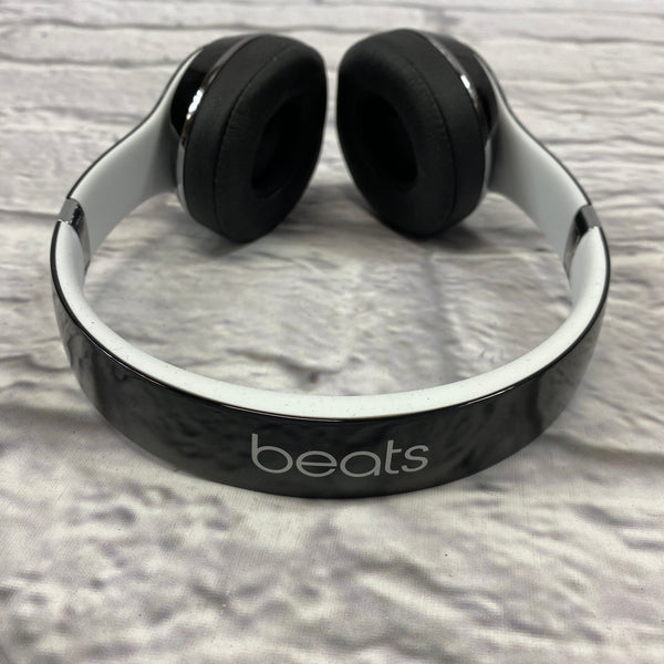 beats solo2 [値下げしました] beats solo2(値下げ可)