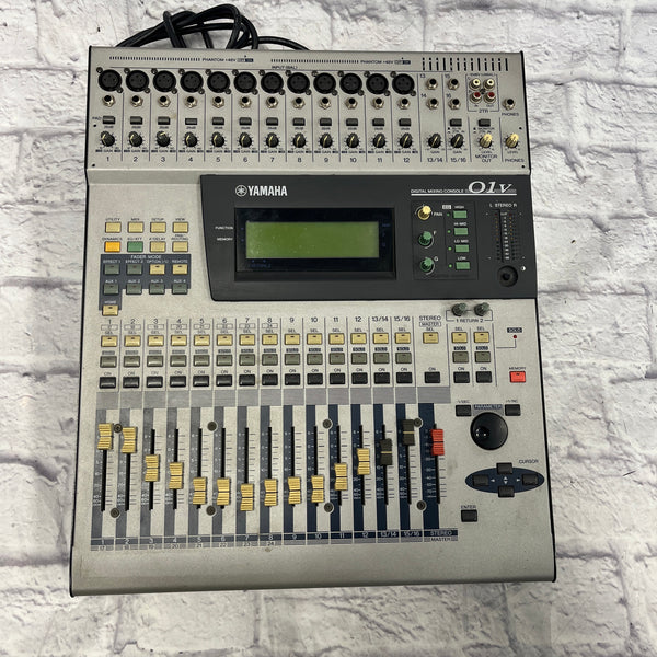 YAMAHA 01V デジタルミキサー Yamaha 01V Digital Mixer - Evolution Music