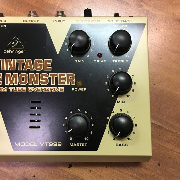 Behringer Vintage Tube Monster - Evolution Music