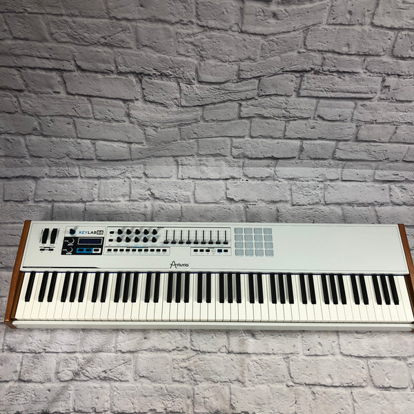 Hævde værdi Mig Arturia Keylab 88 MIDI/USB Hammer-Action Hybrid Keyboard Controller -  Evolution Music