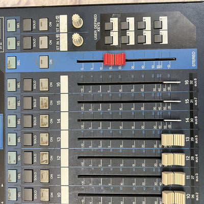 Yamaha O1V96 Mixer