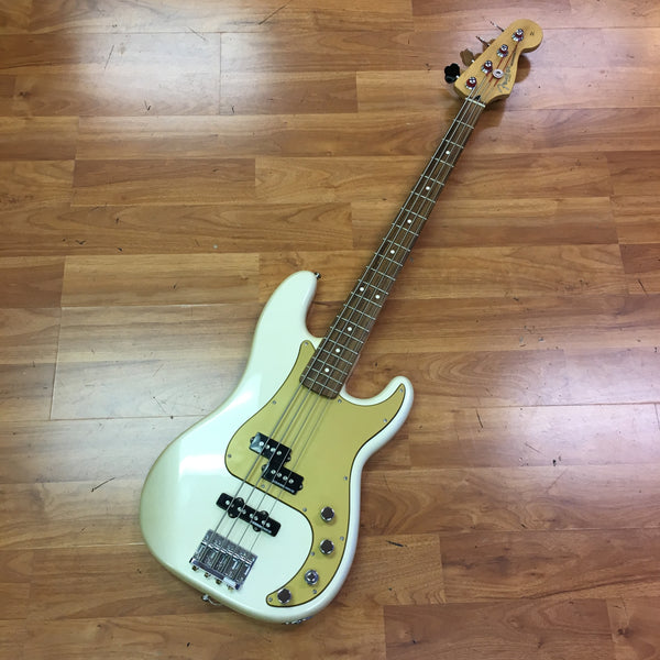 Fender Precision Bass Special w/ Duncan Bassline Pickups