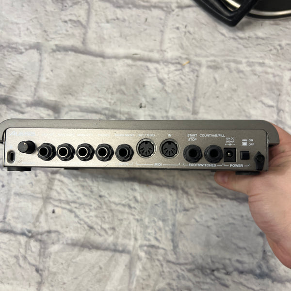 Alesis SR18 Drum Machine Electric Drum Machine Evolution Music