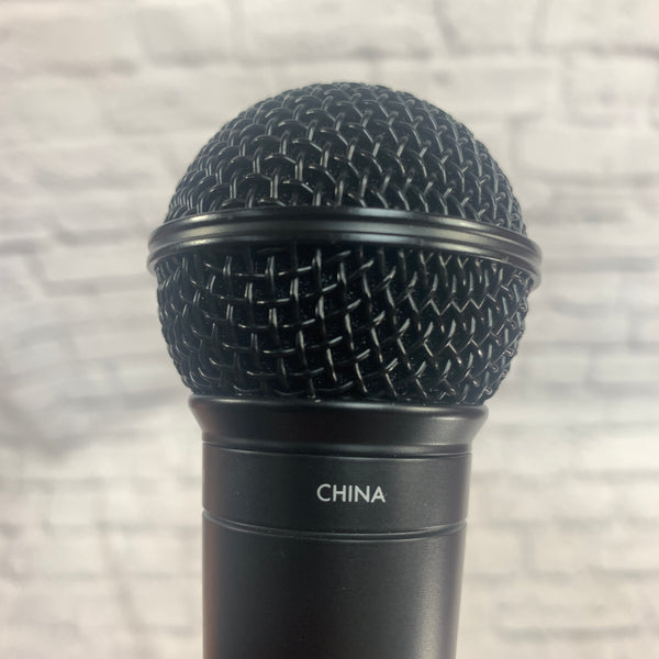 Digital Reference DRV100 Dynamic Microphone Evolution Music