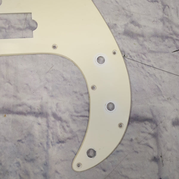 Fender P Bass Cream Pickguard Pickguard Evolution Music