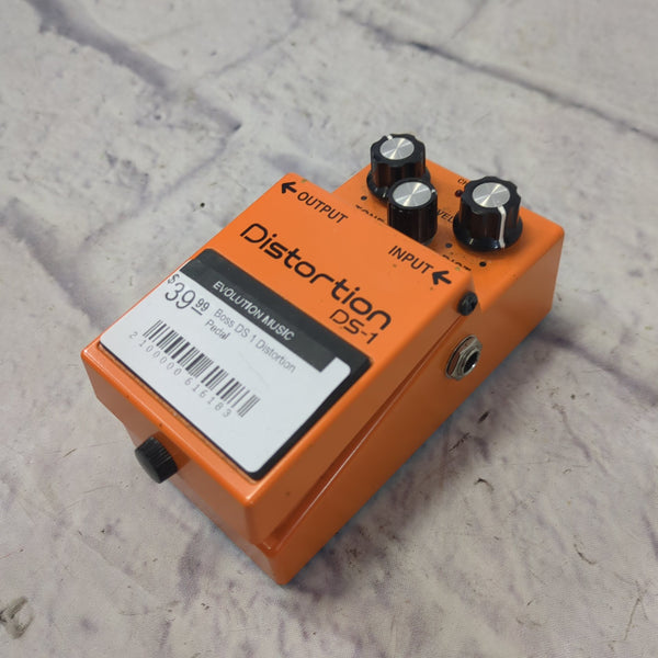Boss DS 1 Distortion Pedal - Evolution Music