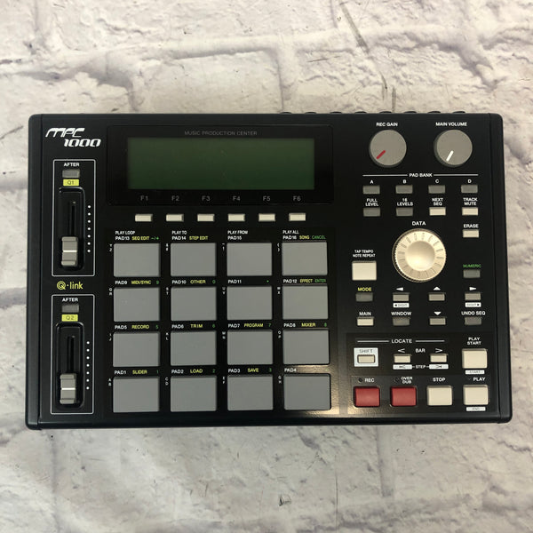 Akai MPC1000 Black v2.10 128mb Production Center Sampler - Evolution Music