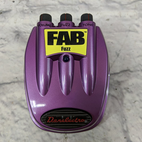 Danelectro D-7 Fab Fuzz Pedal - New Old Stock! - Evolution Music