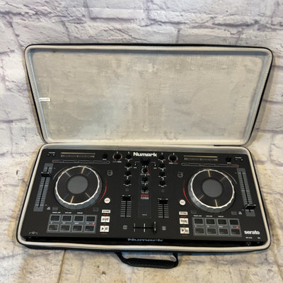 Numark Mixtrack Platinum Serato DJ Controller with Case