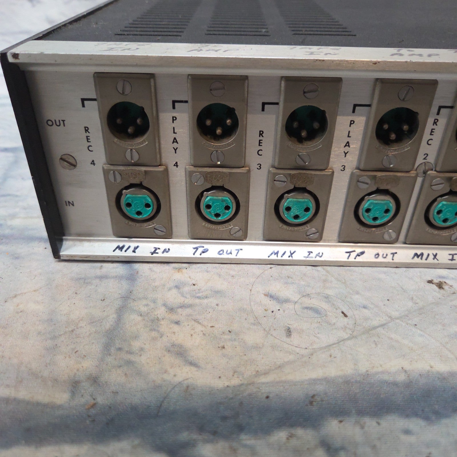 DBX 187 Noise Reduction  System Compressor