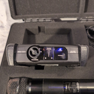 Line 6 XD-V30 Wireless Microphone System