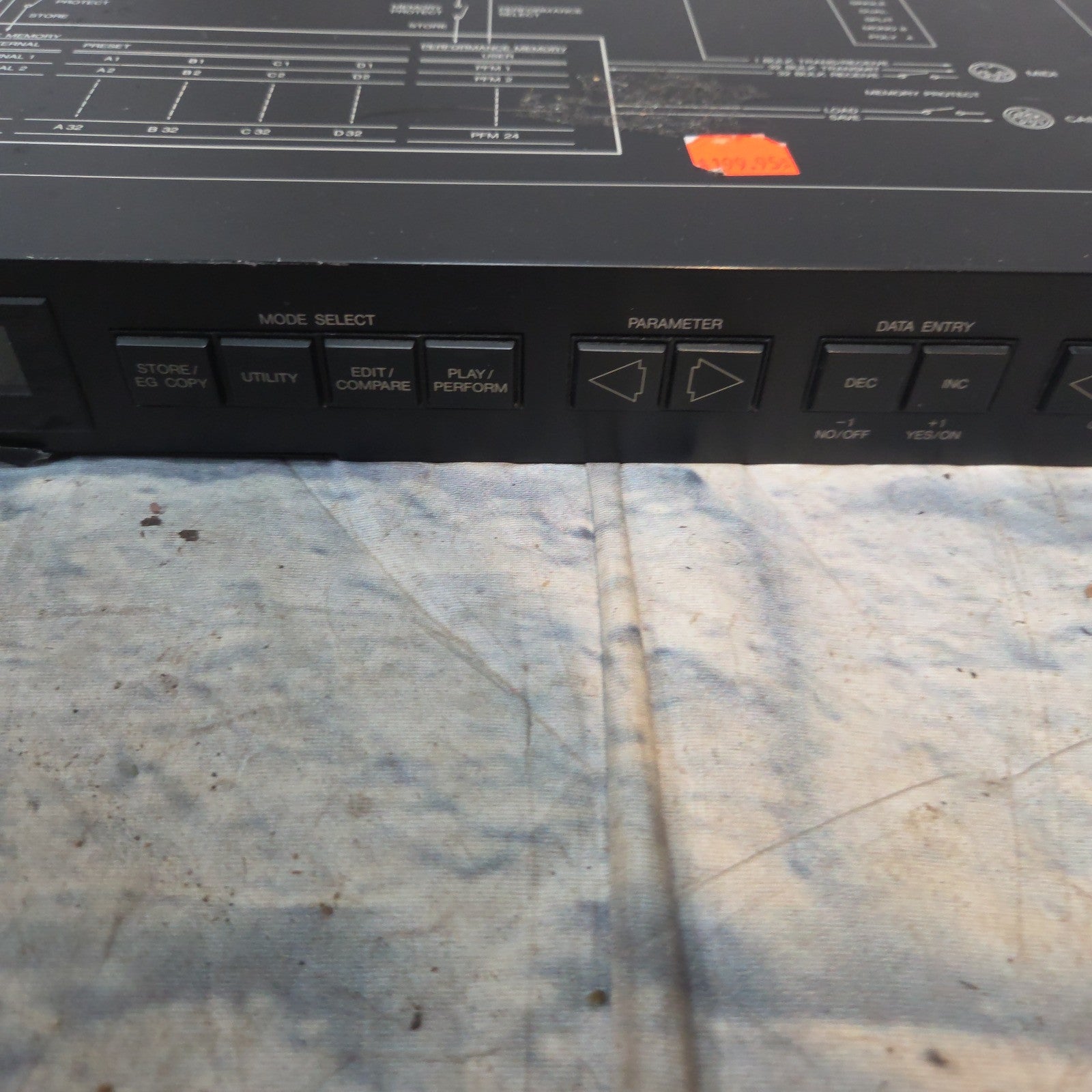 Yamaha TX81Z Digital Synth