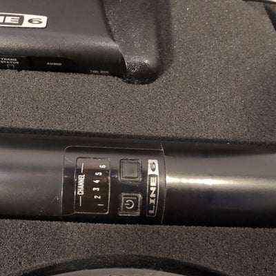 Line 6 XD-V30 Wireless Microphone System