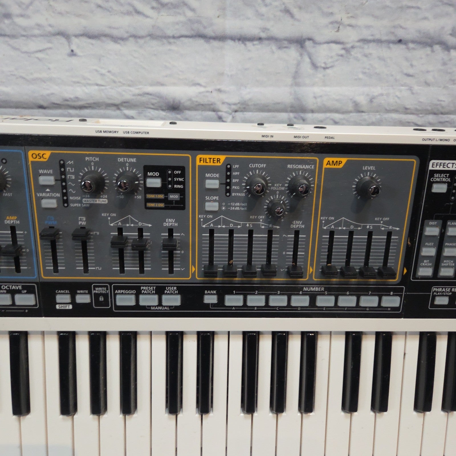 Roland GAIA SH-01 Synth