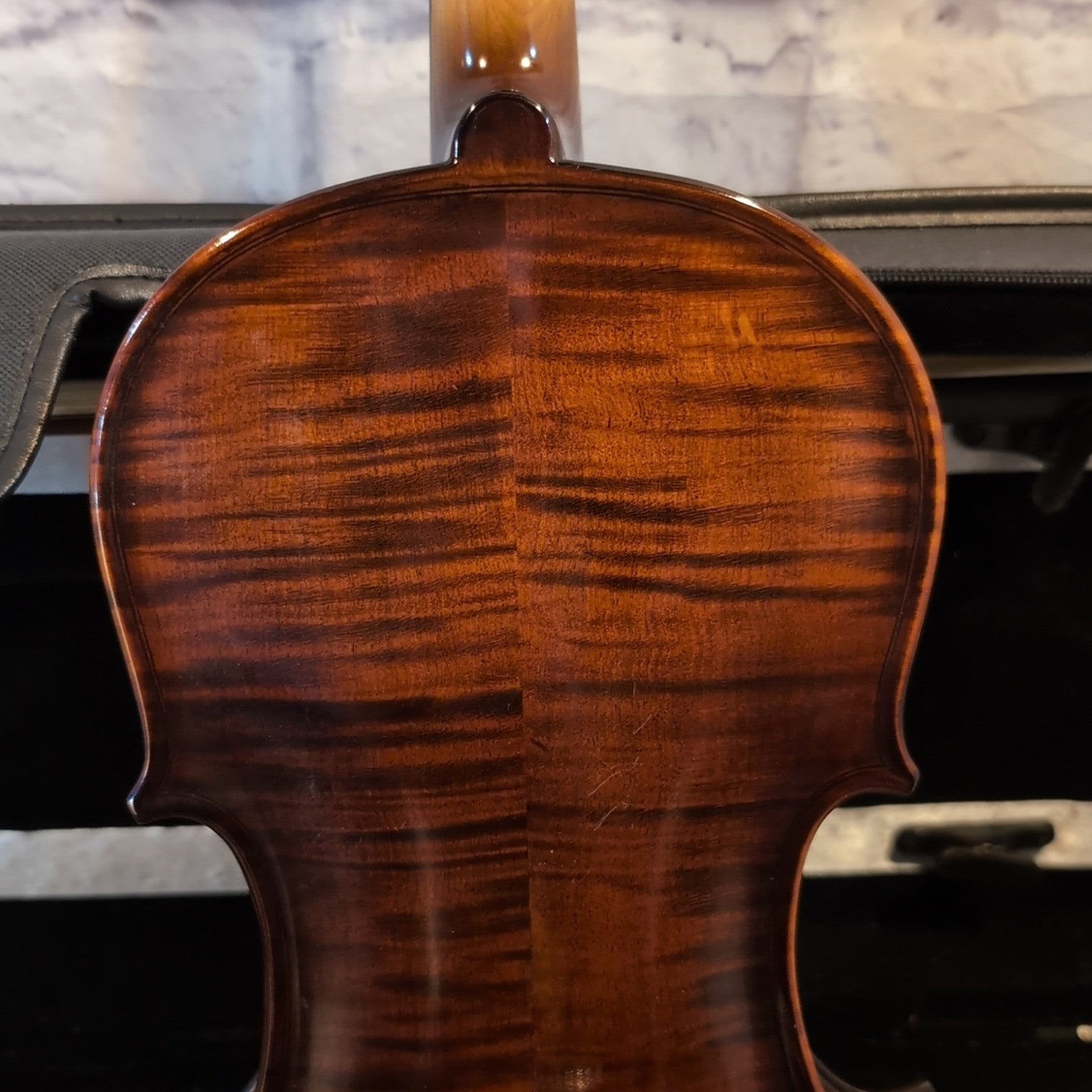 Vanesse SVS-5000 4/4 Violin w/ Case and Bow Made in Korea