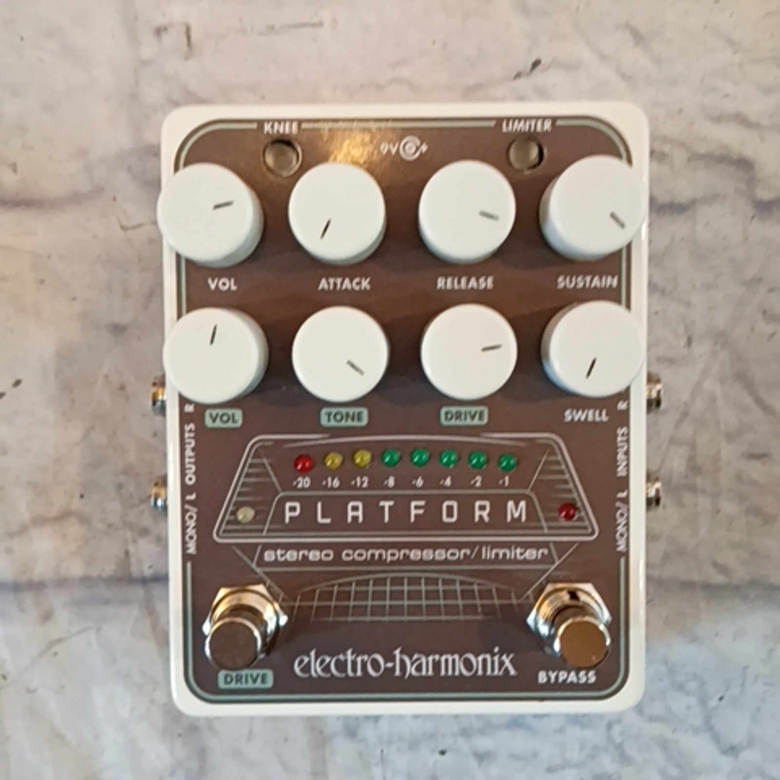 Electro-Harmonix Platform Stereo Compressor Pedal
