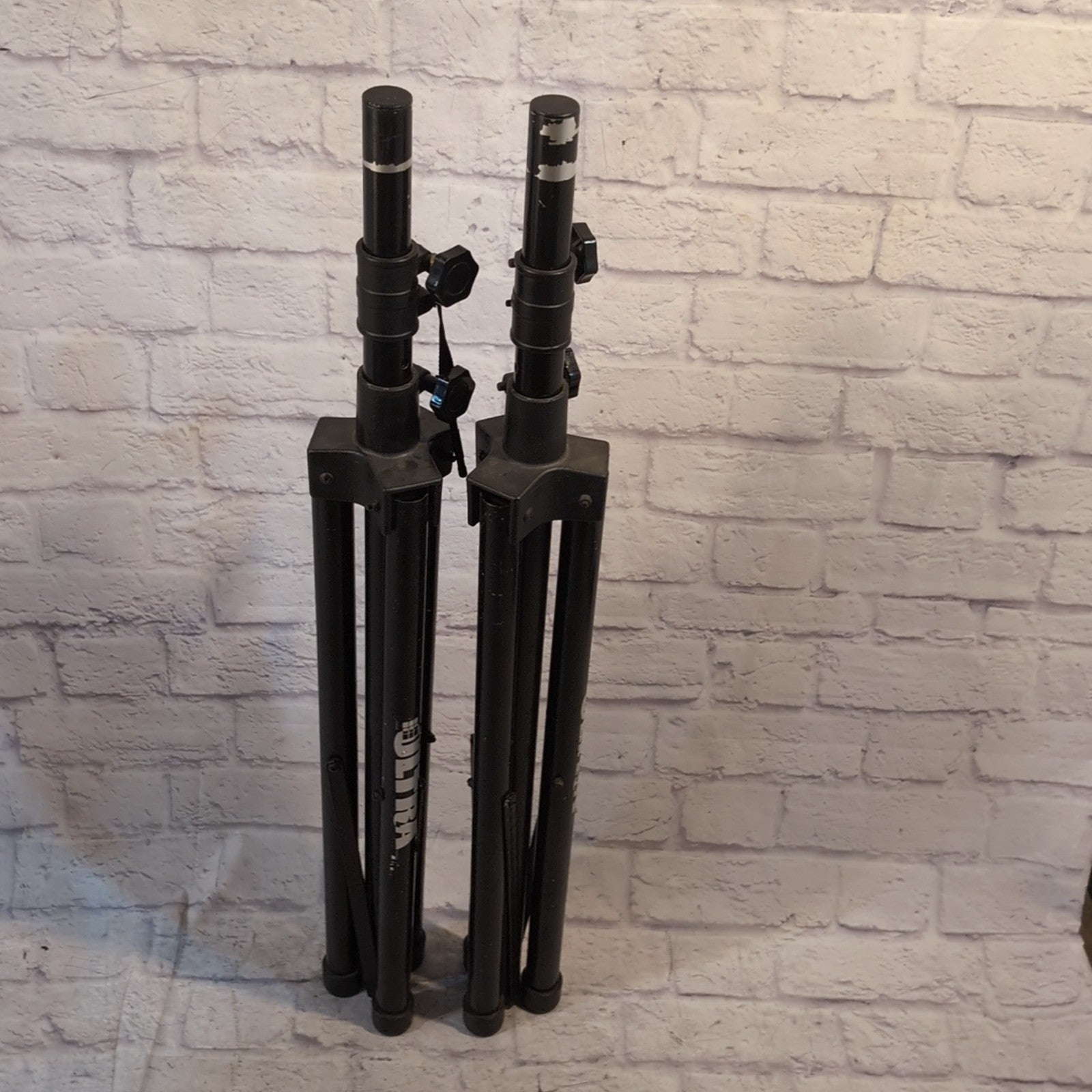 Ultra Speaker Stand Pair
