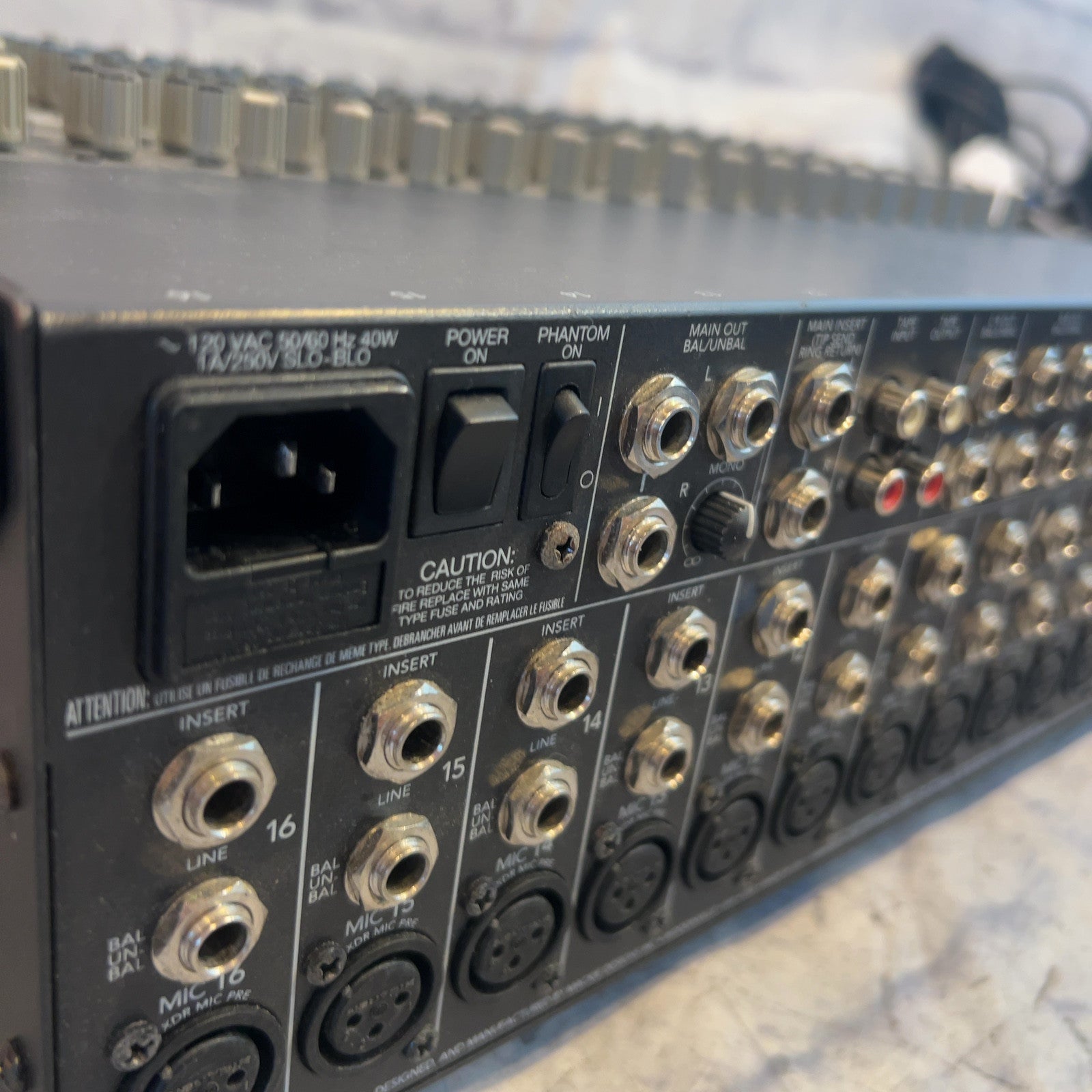 Mackie 1604VLZ-Pro 16-Channel Mixer