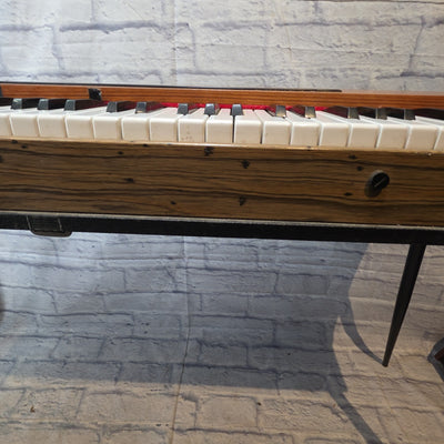 Hohner Clavinet D6 Analog Synth