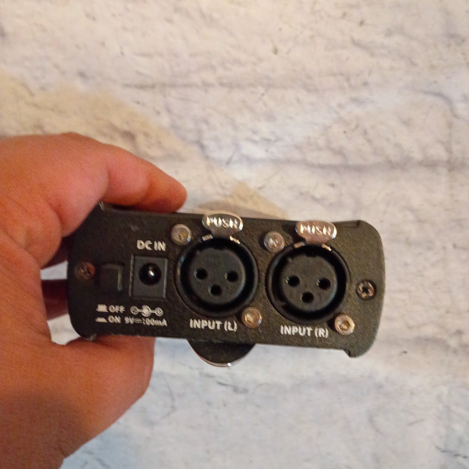 Behringer P1 Headphone Amp