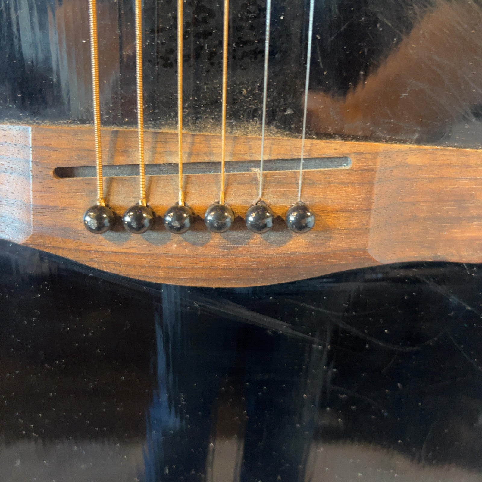 Yamaha F335 Acoustic Guitar