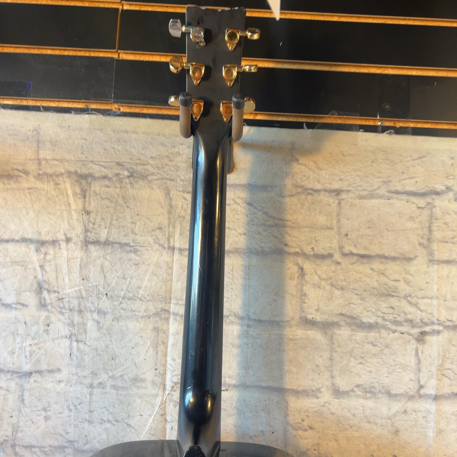Yamaha F335 Acoustic Guitar