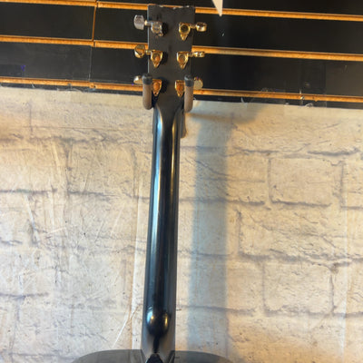 Yamaha F335 Acoustic Guitar