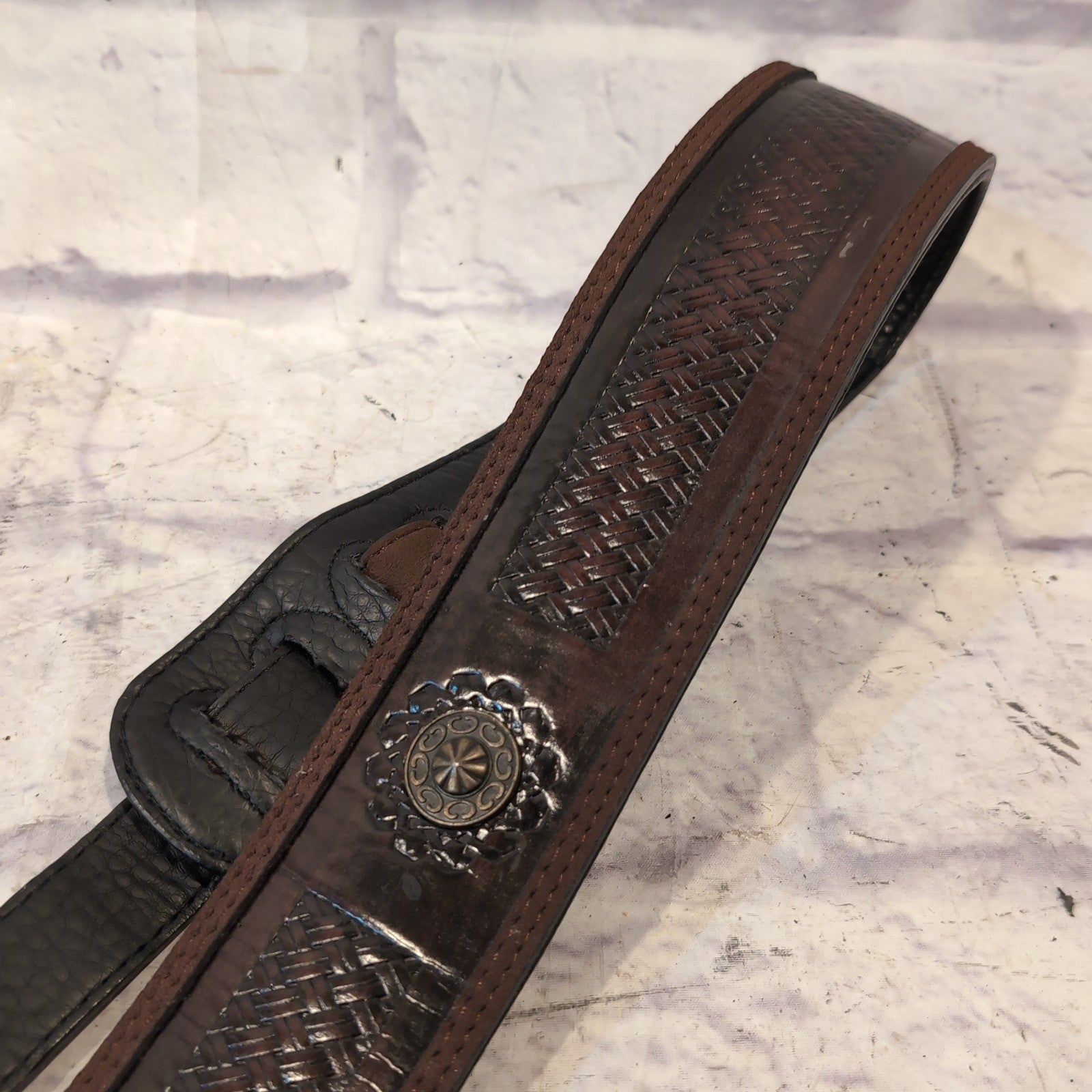 2.5" Walker & Williams Vintage Style Brown / Black Leather Concho Strap w/ Dunlop Strap Locks