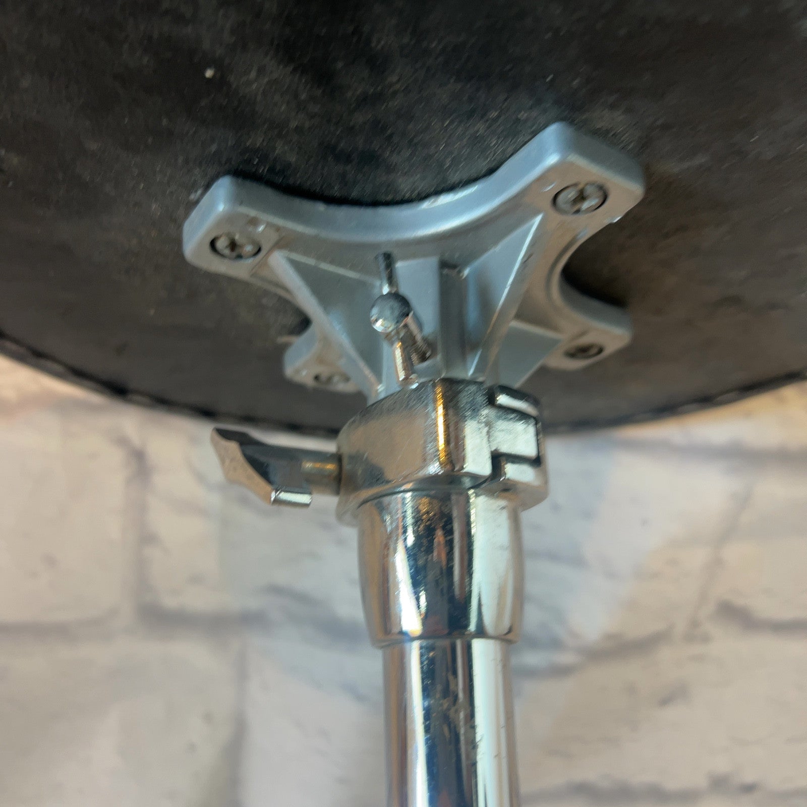 Unknown Drum Throne