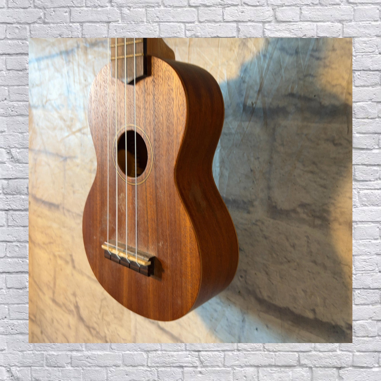 Mahalo U-220 Ukulele