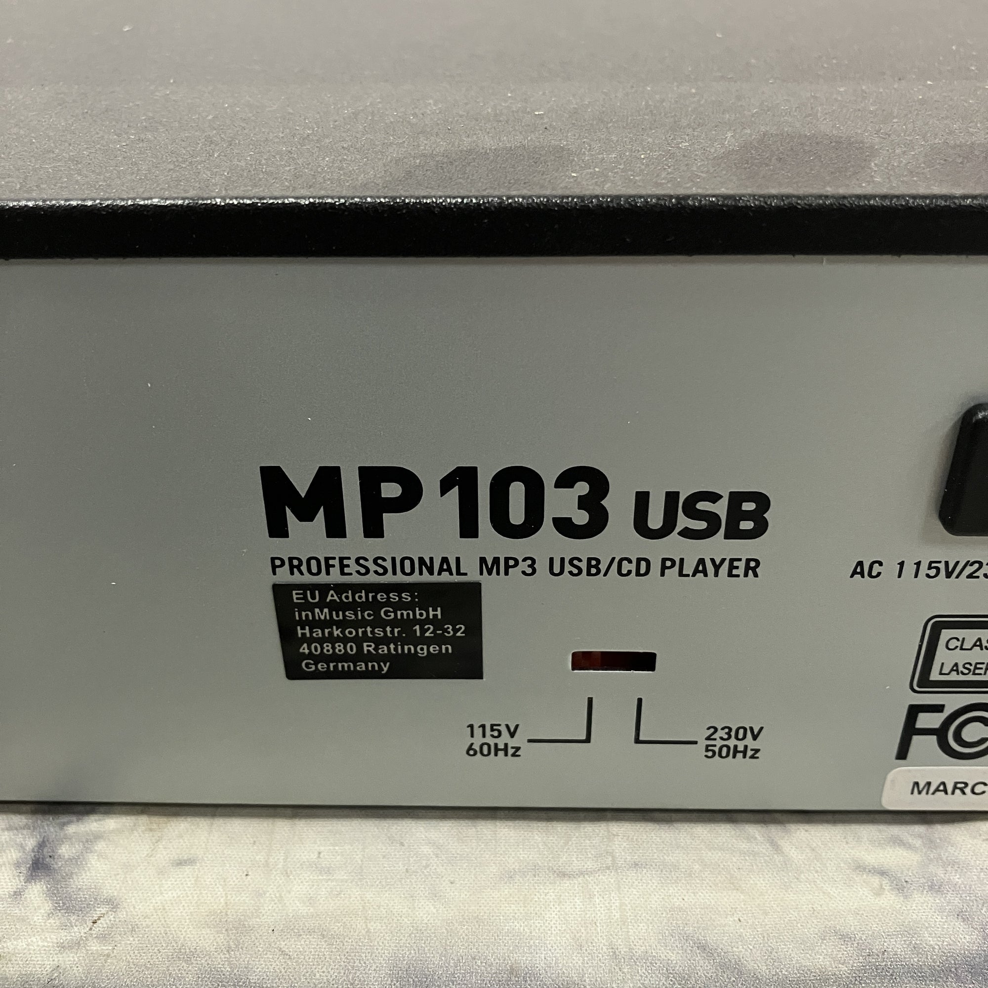 Numark MP103 USB DJ Rack