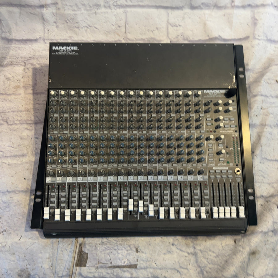 Mackie 1604VLZ-Pro 16-Channel Mixer