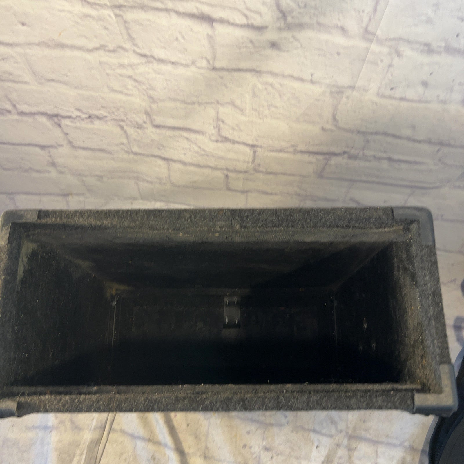 DC CASE 4U Carpeted Rack Case