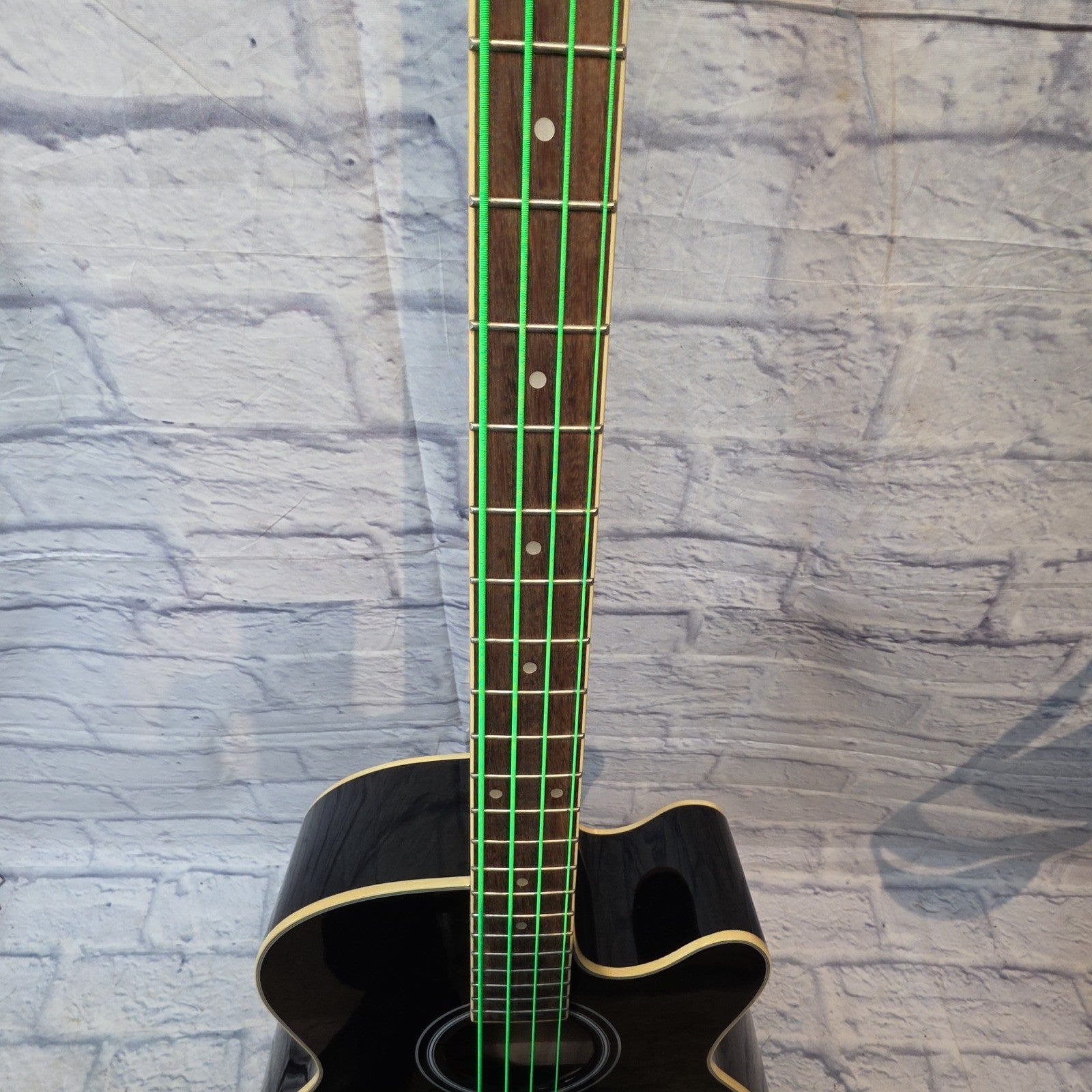 Ibanez AEB5E-BK ( Green Strings)  Acoustic Bass