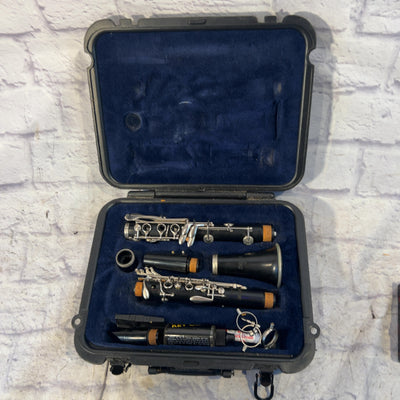 Selmer 1400 Bb Clarinet with Case Clarinet