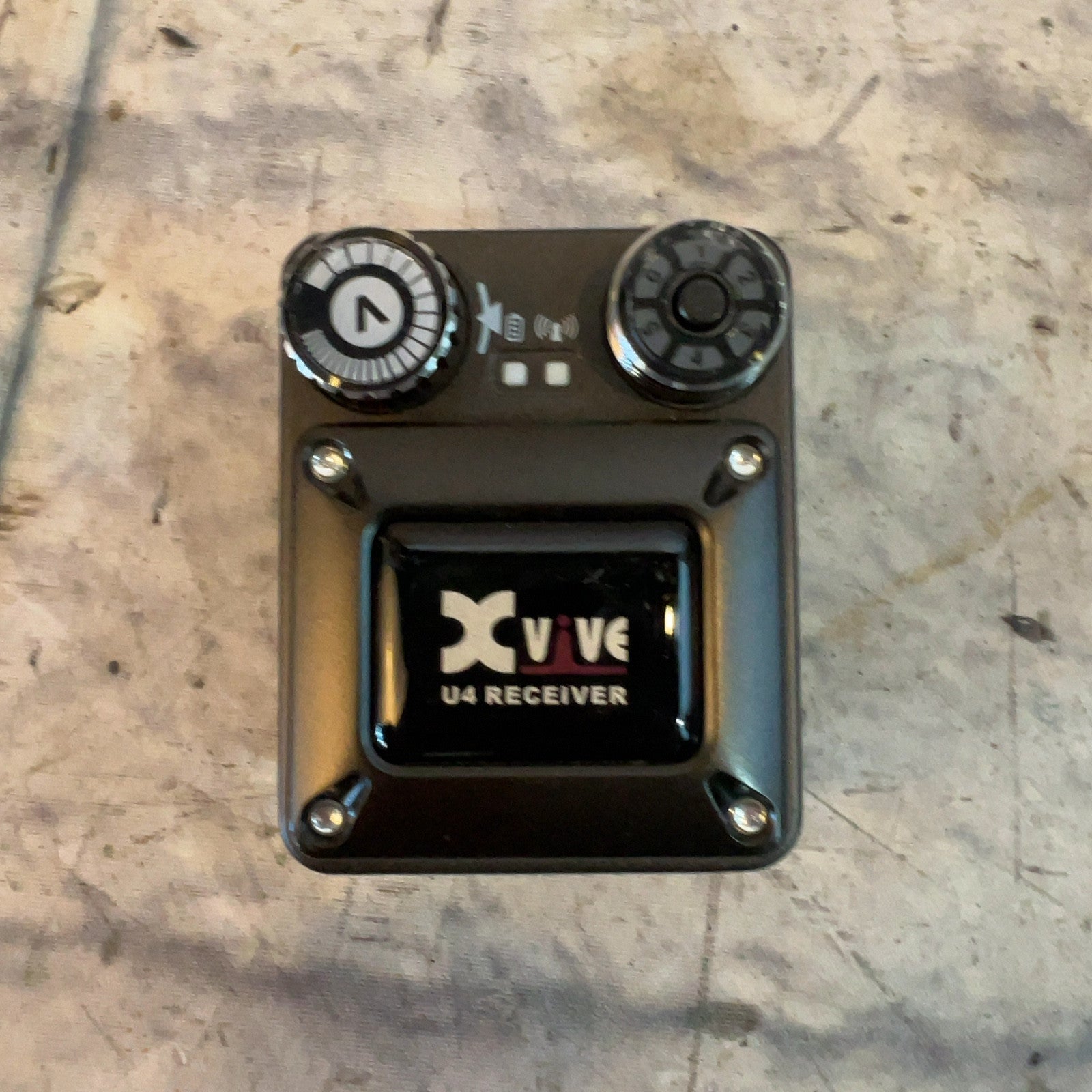 Xvive U4 In-Ear Monitor Wirelss System