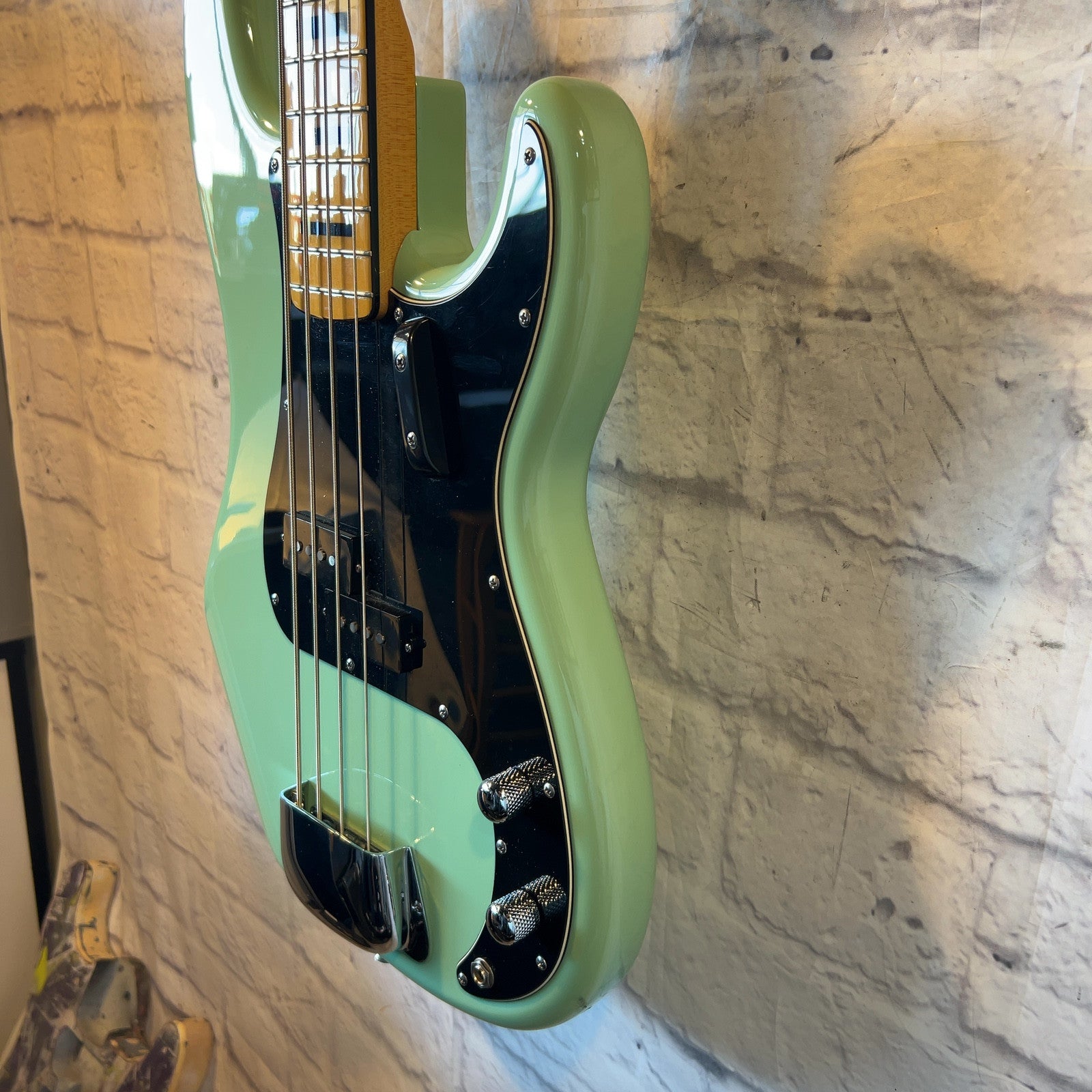 Squier Classic Vibe 70s P-Bass Surf Green 4 String